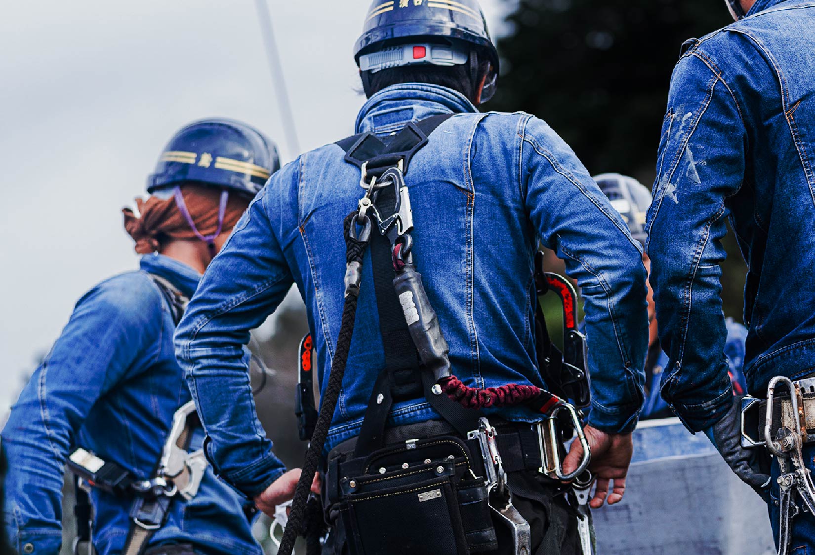 和工業(あいこうぎょう)スタッフ集合写真